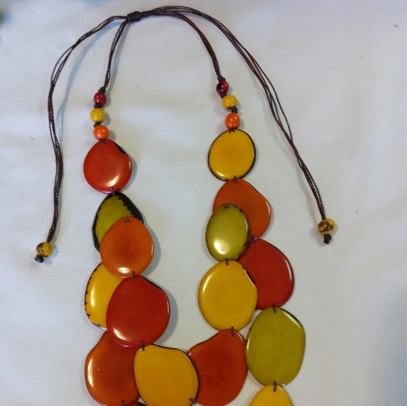 2 Strands Tagua nut necklace, BOUTIQUE - Picture 3 of 4